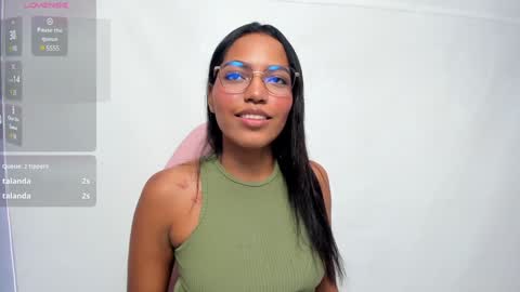 Snapshot of violeth__passionate chatting on 02.04.25 VIOLETA online show from 02.04.25