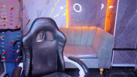 violeth_b online show from 11.21.25