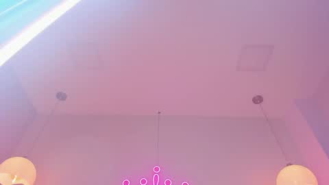 Violeth Hill online show from 01.25.25