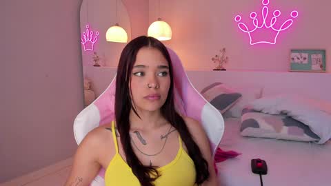 Violeth Hill online show from 01.29.25