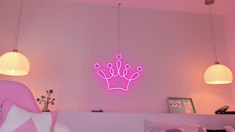 Violeth Hill online show from 02.11.25