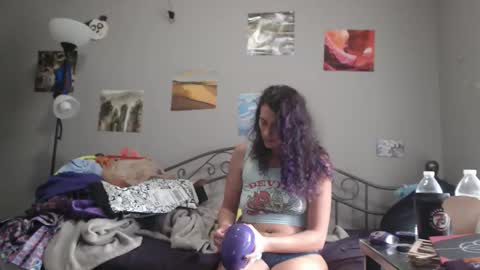 Snapshot of violethooper chatting on 03.23.26 Violet Hooper online show from 03.23.26