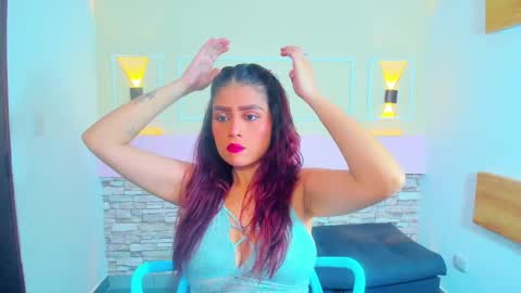 Snapshot of violetsmith7 chatting on 12.15.24 violetsmith online show from 12.15.24