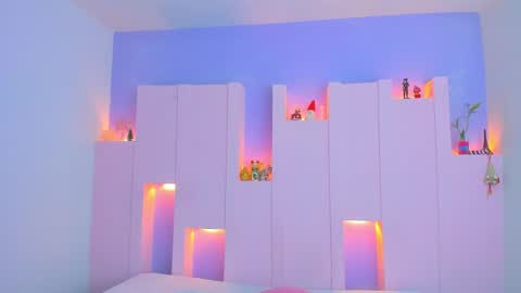 Snapshot of violetsmith7 chatting on 12.20.24 violetsmith online show from 12.20.24