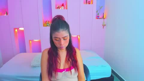 Snapshot of violetsmith7 chatting on 12.29.24 violetsmith online show from 12.29.24