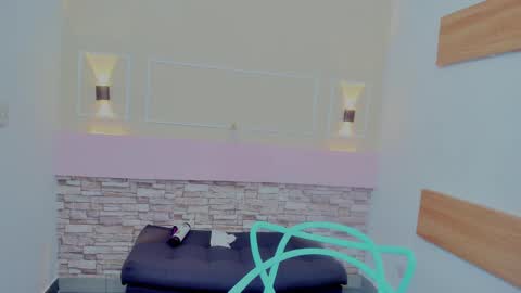 Snapshot of violetsmith7 chatting on 02.04.25 violetsmith online show from 02.04.25