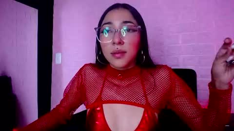 Snapshot of violett1126 chatting on 07.14.26 1126 online show from 07.14.26