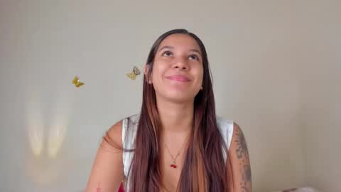 violett_24_ online show from 10.11.25