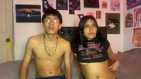 Snapshot of violett_dante chatting on 04.26.26 violett_dante online show from 04.26.26