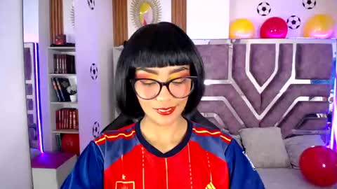 Snapshot of violett_garden chatting on 06.12.26 Violet online show from 06.12.26