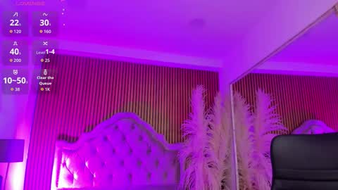 violett_hott_ online show from 02.19.26