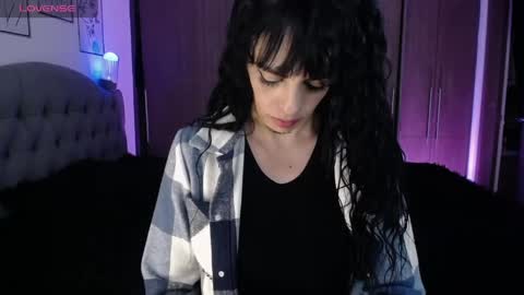 violett  Independent model online show from 04.17.26