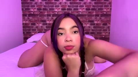 Snapshot of violett_moonx chatting on 06.09.26 violett_moonx online show from 06.09.26