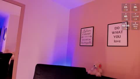 violetta_bold online show from 10.27.25