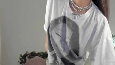 violetta_finch online show from 01.22.25