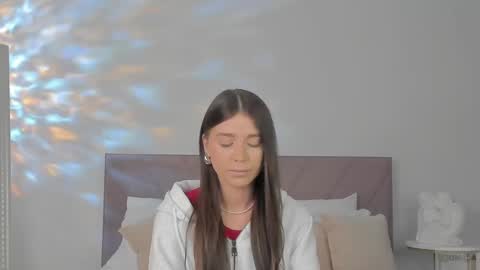 violetta_finch online show from 03.11.25