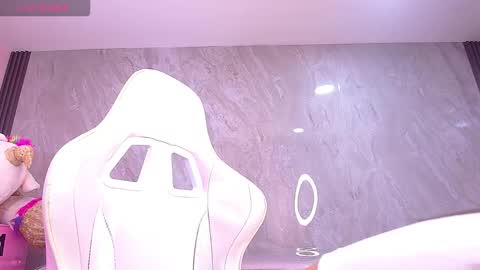 Violetta  online show from 10.08.25