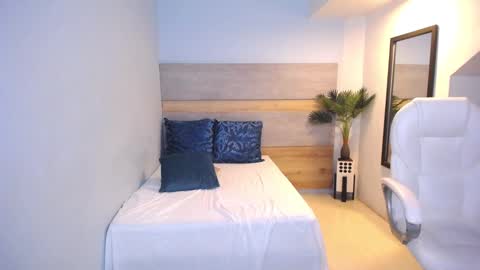 Violetta online show from 01.08.25