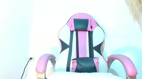 Snapshot of violetta_tss chatting on 02.10.25 Princess Violet Valerious Follow me IGX violetvalerious online show from 02.10.25