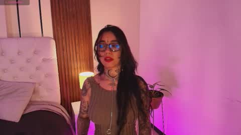 violettaalemida online show from 01.06.26