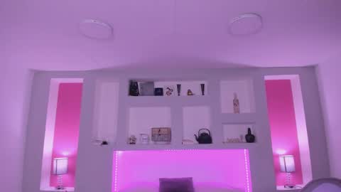 ViolettaBaker online show from 01.28.25