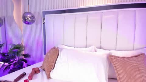 violettacolinss online show from 03.14.26