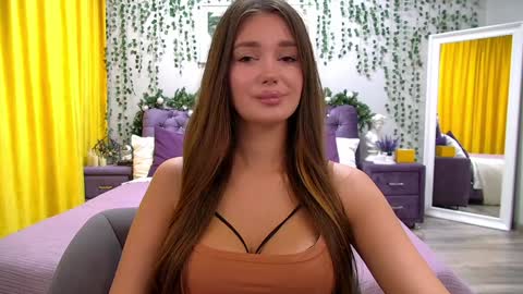 ViolettaCosmo online show from 12.16.24