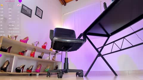 CALL ME TATIANA online show from 02.08.25