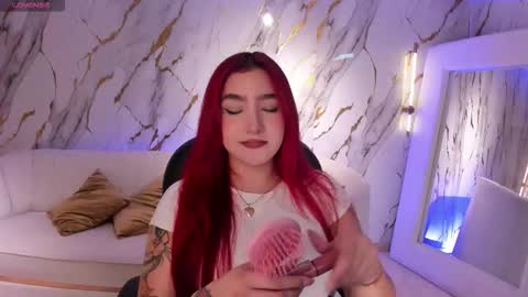 Violett Castel online show from 10.22.25