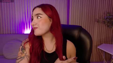 Violett Castel online show from 11.07.25