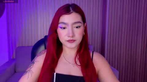 Violett Castel online show from 01.11.26