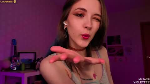 Vi  Best on my Fansly  online show from 05.21.26