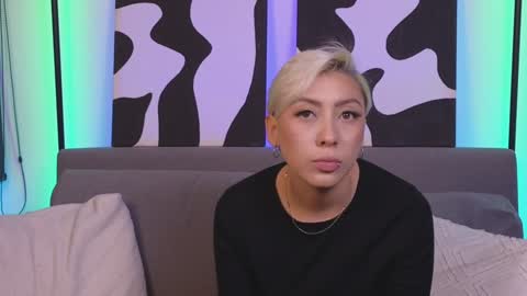 Violet online show from 01.03.25