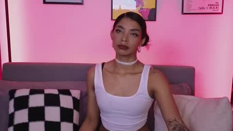 Violet online show from 11.10.25