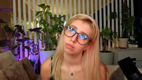 Violetta online show from 11.30.25