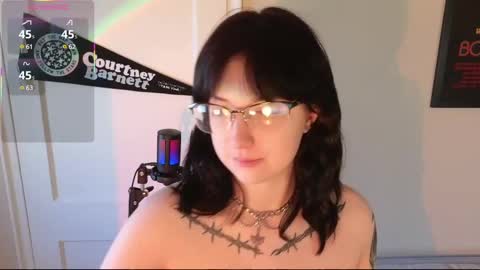 Violet Winter  indie sleaze goth girl next door online show from 03.07.25