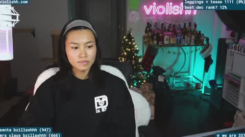 follow me on twitter violishh and ig violishh  online show from 12.18.24