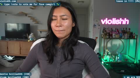 follow me on twitter violishh and ig violishh  online show from 01.13.25