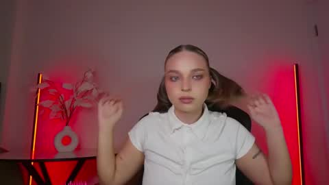 Violla online show from 12.15.25