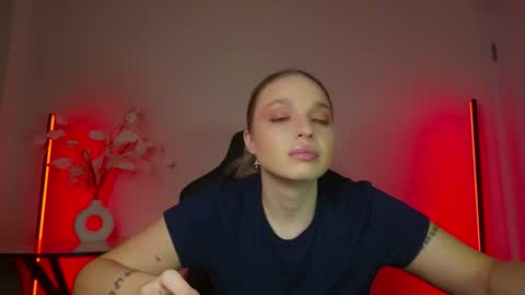 Violla online show from 12.17.25