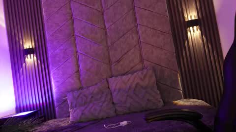 viollettebylyly online show from 02.23.26