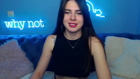 Snapshot of viollinalv chatting on 02.23.25 viollinalv online show from 02.23.25
