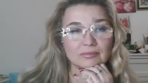 Vionerra online show from 11.22.25