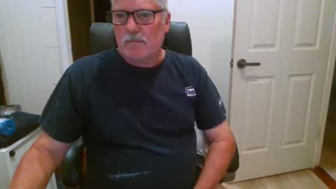 viper654321 online show from 10.13.25