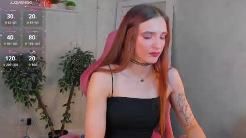 Snapshot of virdjinia_green chatting on 06.12.26 Virdjinia online show from 06.12.26