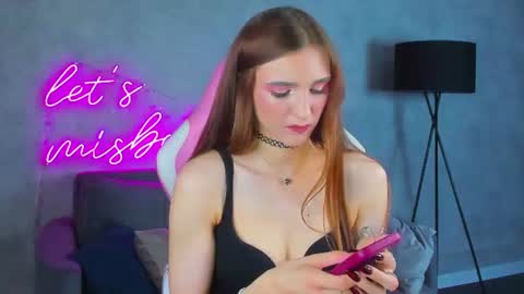 Snapshot of virdjinia_green chatting on 06.25.26 Virdjinia online show from 06.25.26