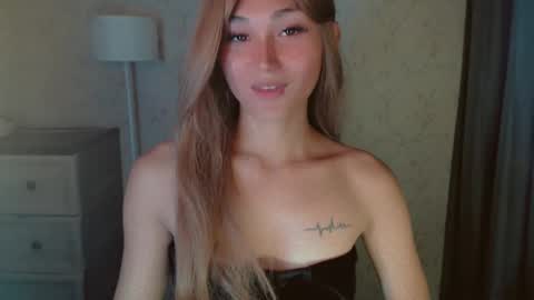 Snapshot of virgenpearl chatting on 06.07.26 Pearl online show from 06.07.26