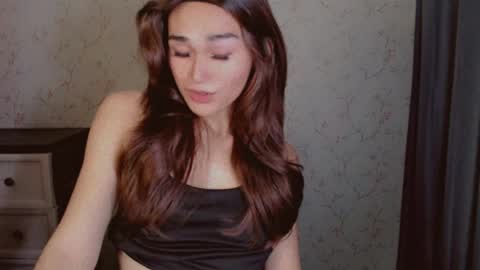 Snapshot of virgenpearl chatting on 07.14.26 Pearl online show from 07.14.26