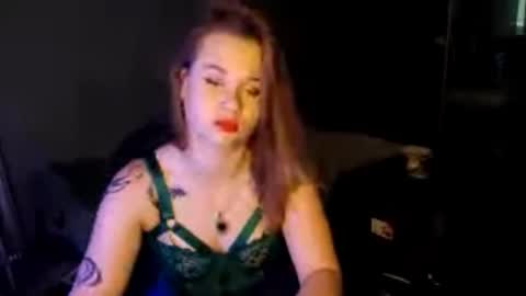 Snapshot of virgiehackney chatting on 10.22.25 Mia online show from 10.22.25