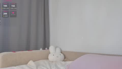  Lily  online show from 02.05.26